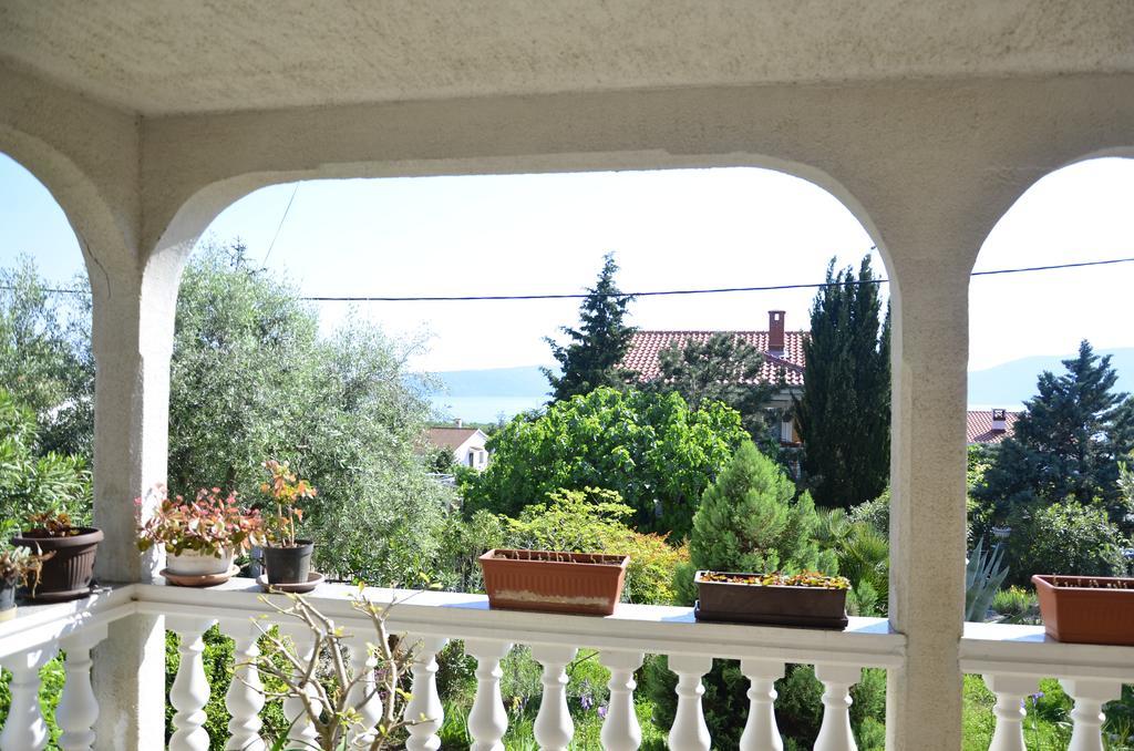 Apartment Anton Pinezići Eksteriør bilde